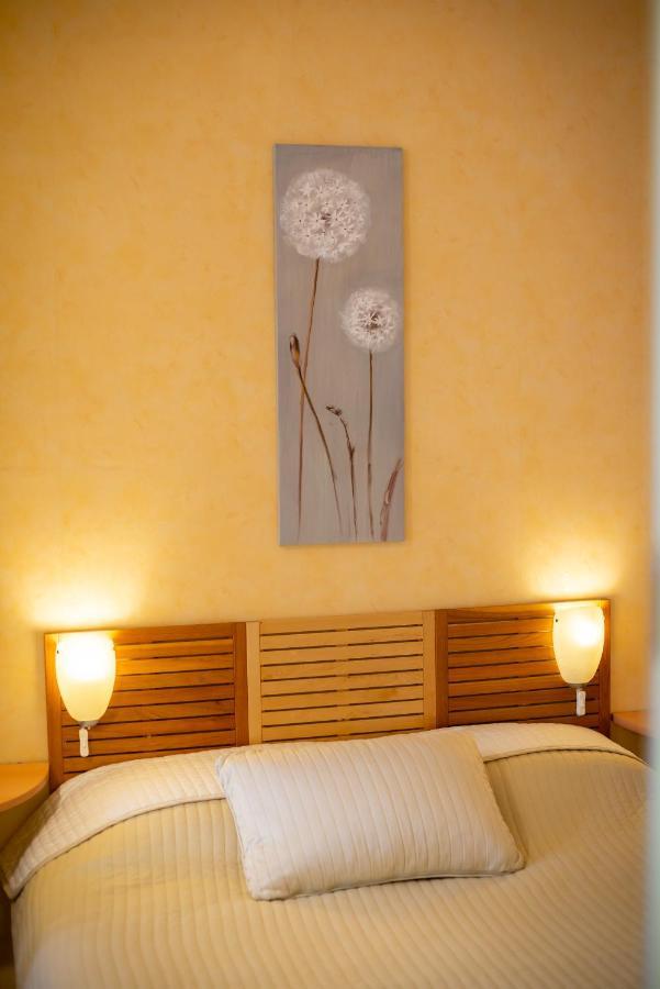 Hotelle Maraiscaillebotte Challans Exterior foto